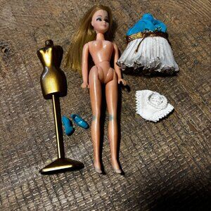 Original Topper Dawn Doll w/original clothes